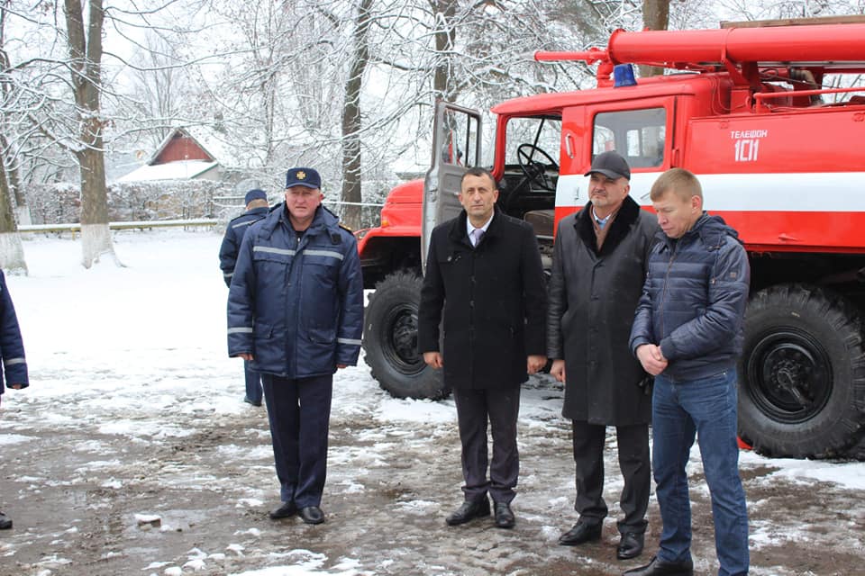 Печеніжинська ОТГ отримала пожежне авто підвищеної ...