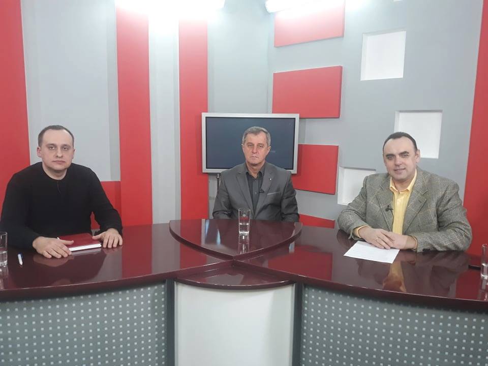 Про головне в деталях. В.Тимків. А.Деркач.