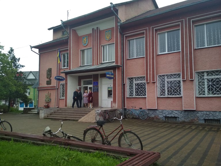 Звільнити третину персоналу, щоб зберегти заклад: як у Заболотівській ОТГ впроваджують європейські практики, розриваючи шаблони