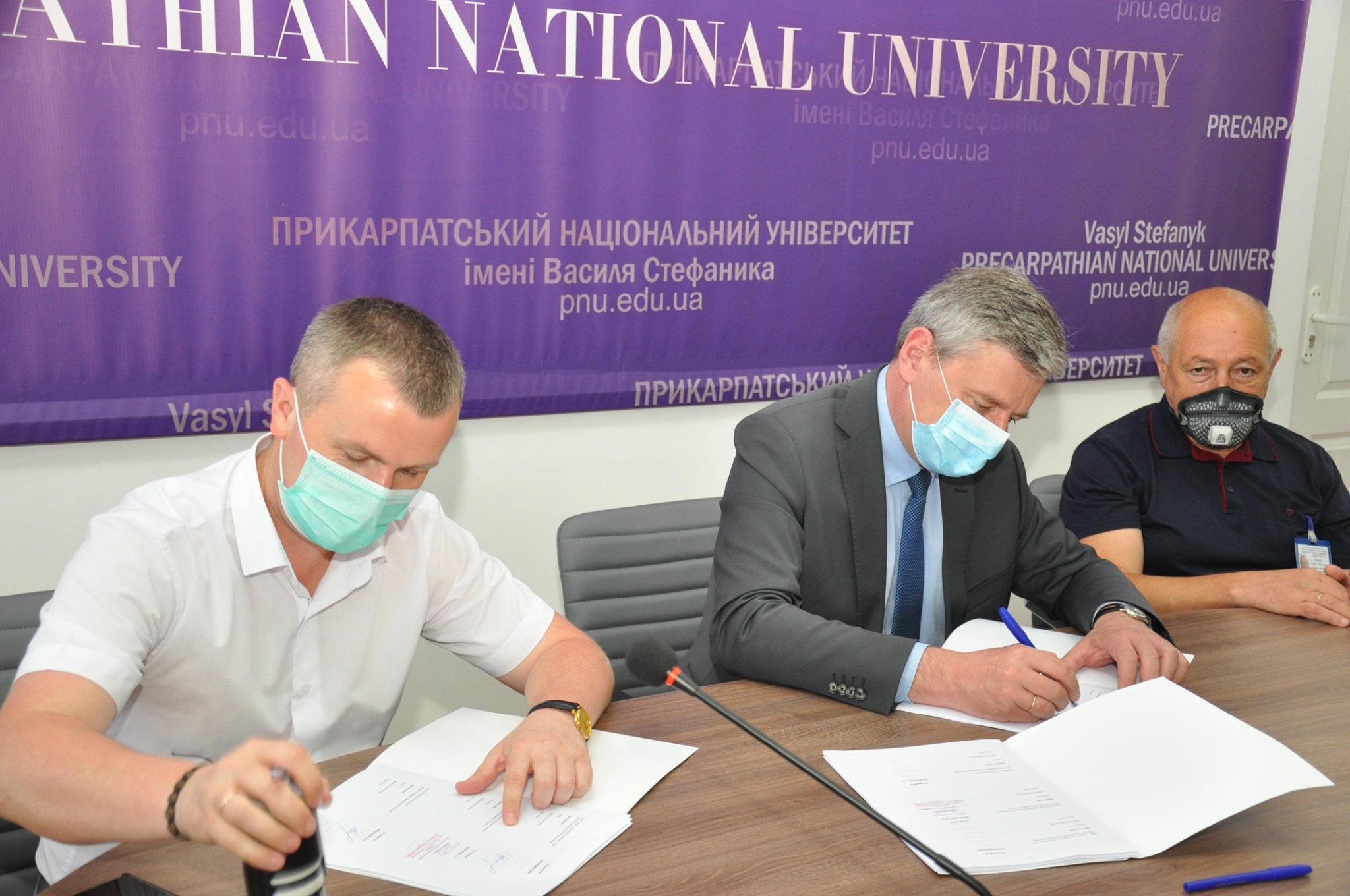 Bідбулося підписання Партнерської угоди між Прикарпатським ...