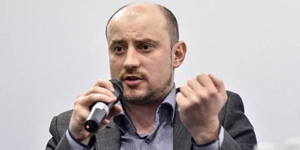 О.Слобожан: громади знову зможуть здійснювати архбудконтроль. АМУ дякує Уряду та Мінрегіону за збереження важливого здобутку децентралізації